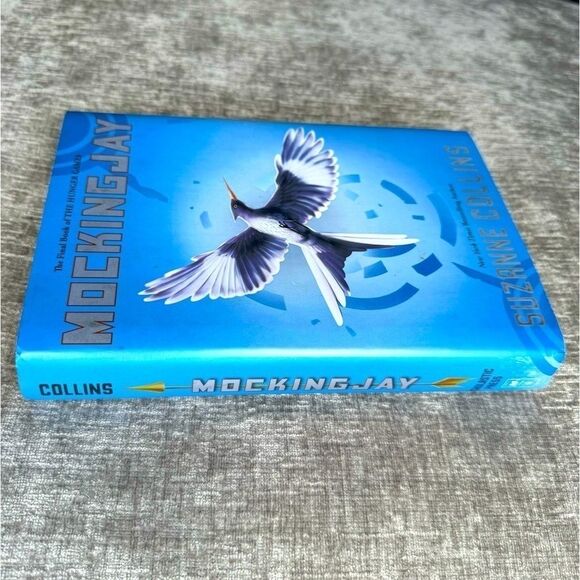 Mockingjay Hardcover Book Suzanne Collins Hunger Games - Picture 3 of 6